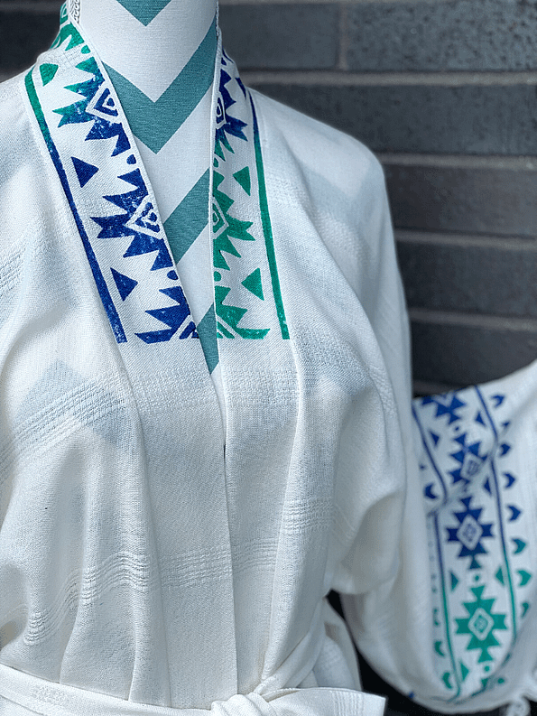 pavotail-alexandria-blue-organic-bamboo-kimono-robe-05-details